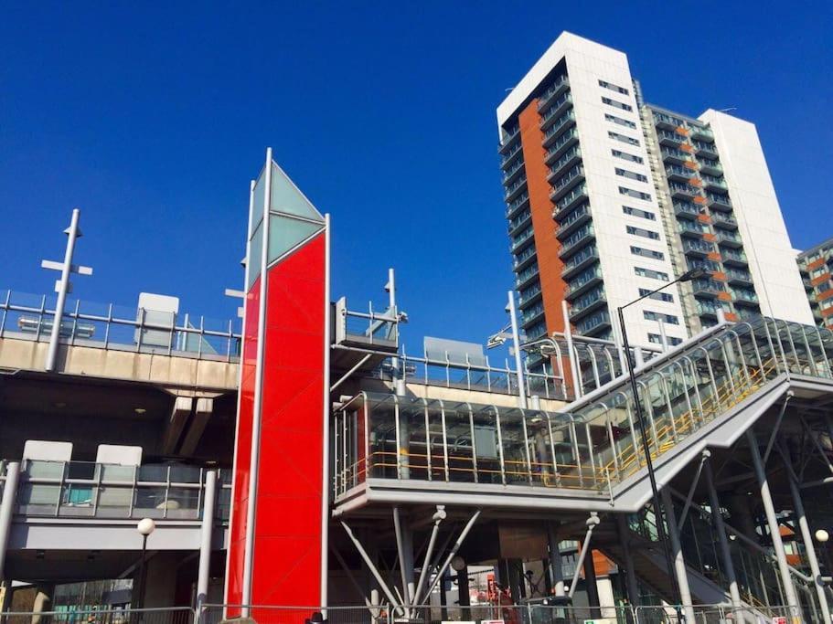 1 Bedroom Flat Near Excel, O2, Canary Wharf - لندن المظهر الخارجي الصورة